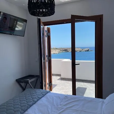 Syros Liaropá