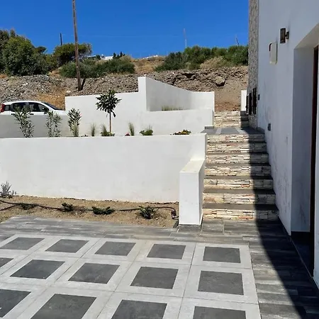 Syros Villa Liaropá